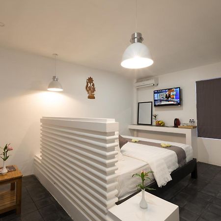Ashia Hotel & Lounge เสียมราฐ ภายนอก รูปภาพ
