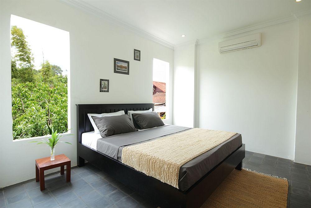 Ashia Hotel & Lounge เสียมราฐ ภายนอก รูปภาพ
