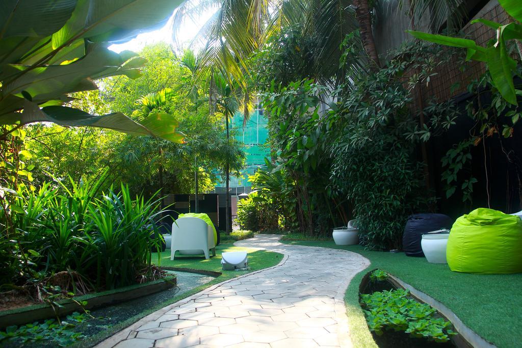 Ashia Hotel & Lounge เสียมราฐ ภายนอก รูปภาพ