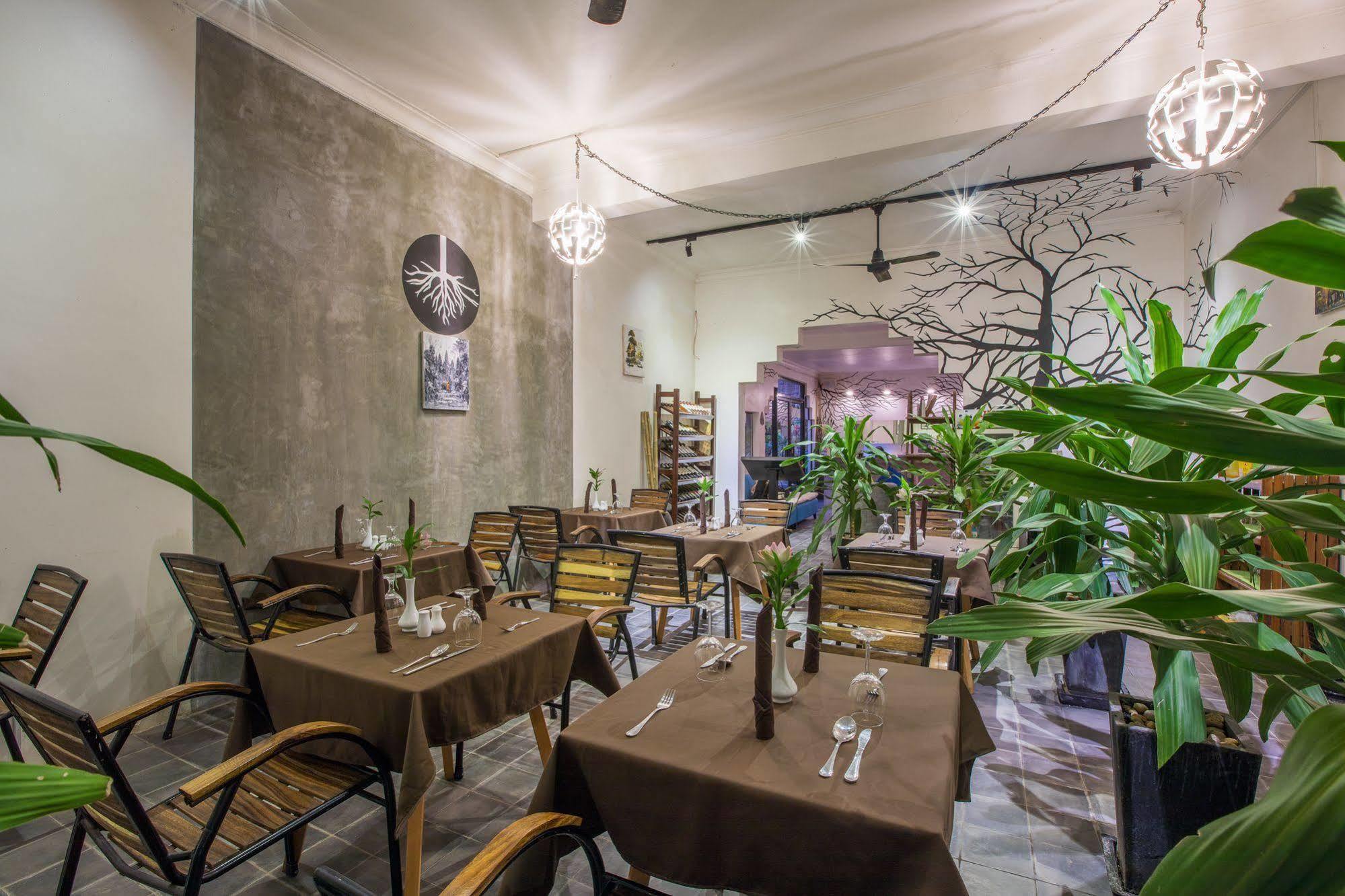 Ashia Hotel & Lounge เสียมราฐ ภายนอก รูปภาพ