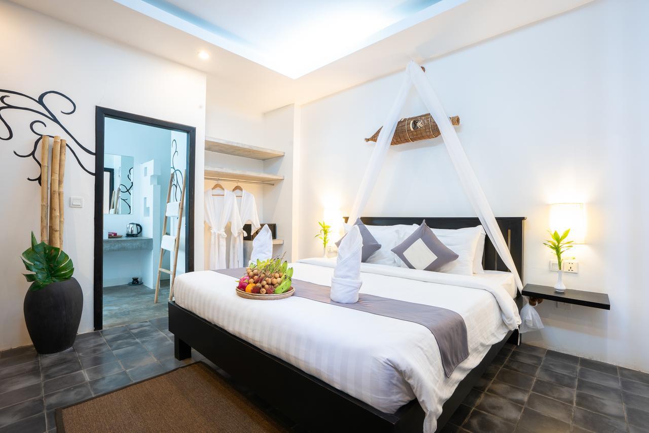 Ashia Hotel & Lounge เสียมราฐ ภายนอก รูปภาพ