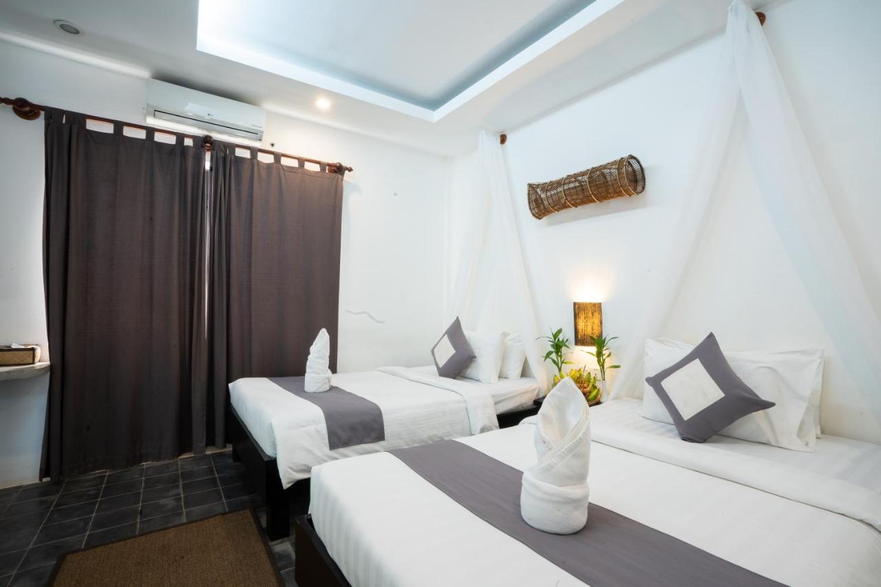 Ashia Hotel & Lounge เสียมราฐ ภายนอก รูปภาพ